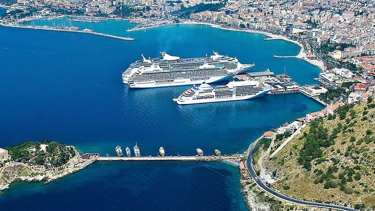 Kuşadası Gezilecek Yerler ve Efes Antik Kenti Rehberi
